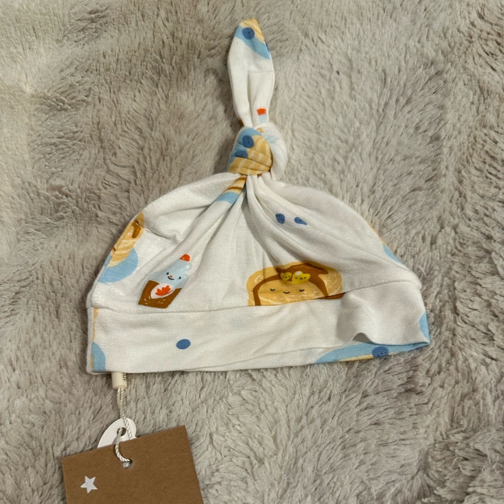💙$5 FLASH SALE BUNDLE ONLY💙 Angel Dear Viscose Knotted Hat 0-3M NWT - Picture 2 of 3